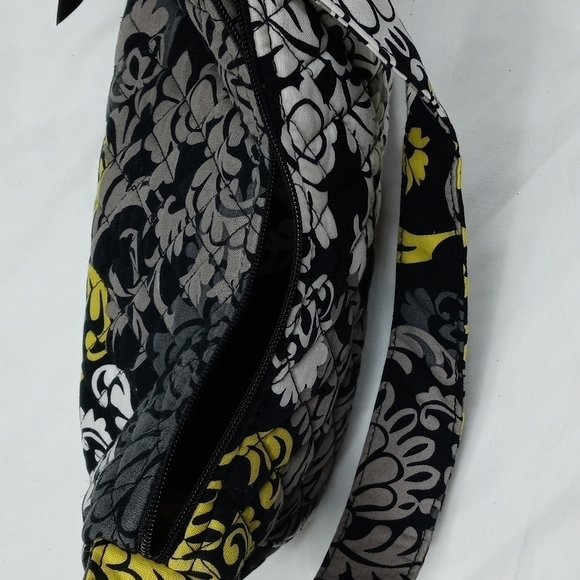 Vera Bradley short handled purse - Picture 8 of 12